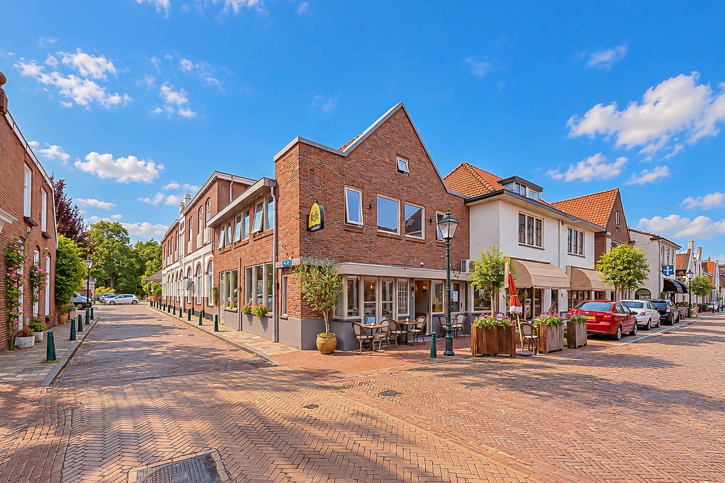 Bekijk foto 1 van Dorpsstraat 82-a