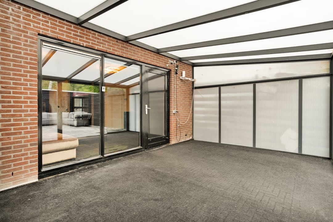Photo 38 of Verhulststraat 28