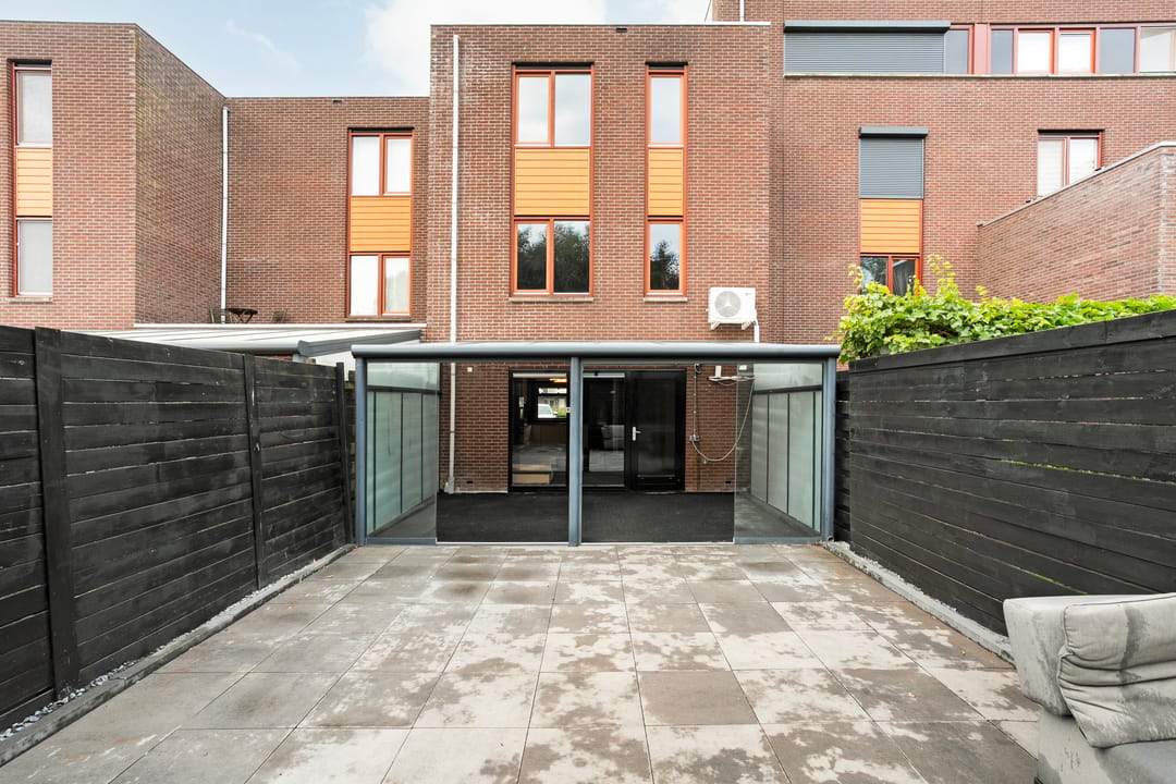 Photo 43 of Verhulststraat 28