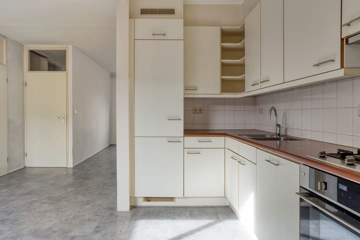 Tussenwoning te koop: Weerselosestraat 214, Borne
