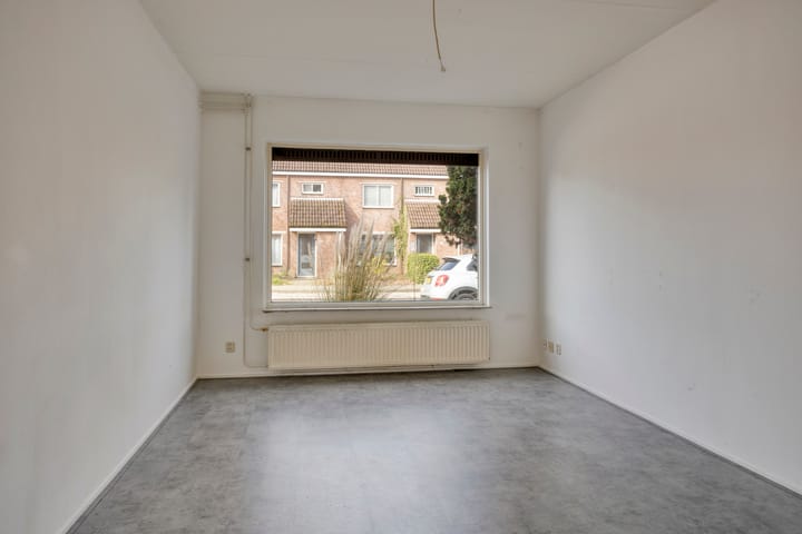 Tussenwoning te koop: Weerselosestraat 214, Borne