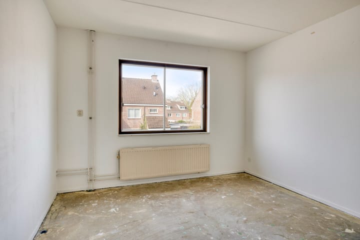 Tussenwoning te koop: Weerselosestraat 214, Borne