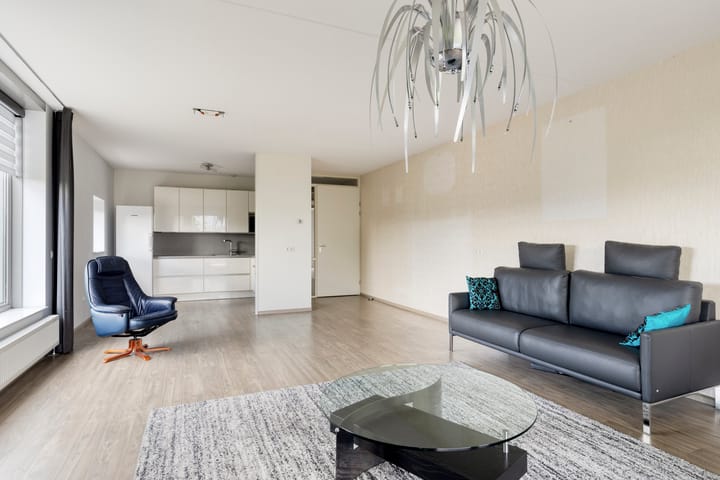 Appartement te koop: Smetanalaan 43C, Assen