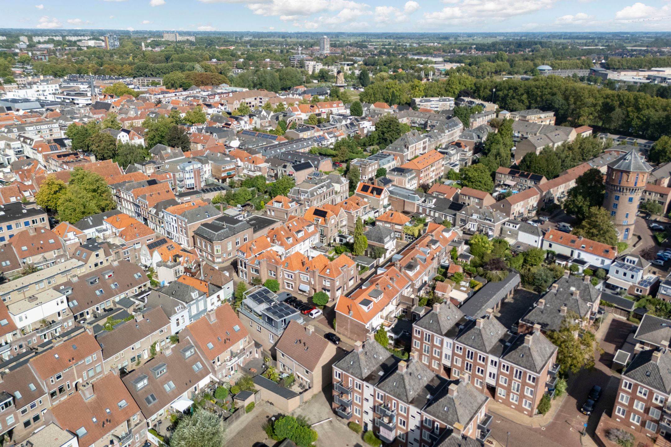 Photo 12 of Burgstraat 60
