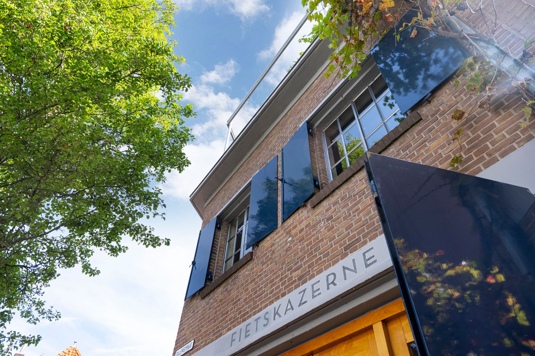 Photo 9 of Burgstraat 60