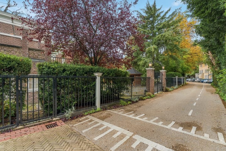Foto 4 van Raadhuislaan 1-A