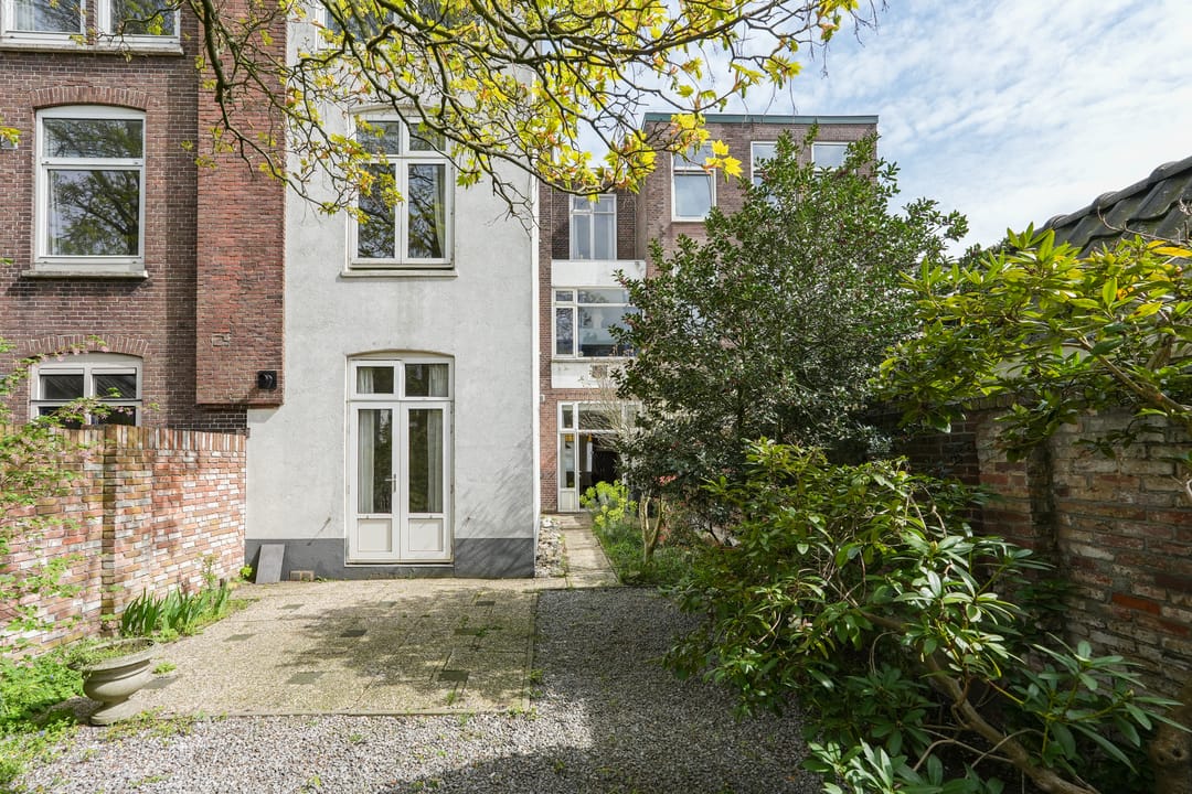Photo 2 of Pontanusstraat 40