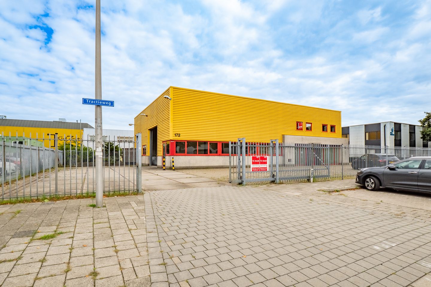 Bekijk foto 1 van Tractieweg 172