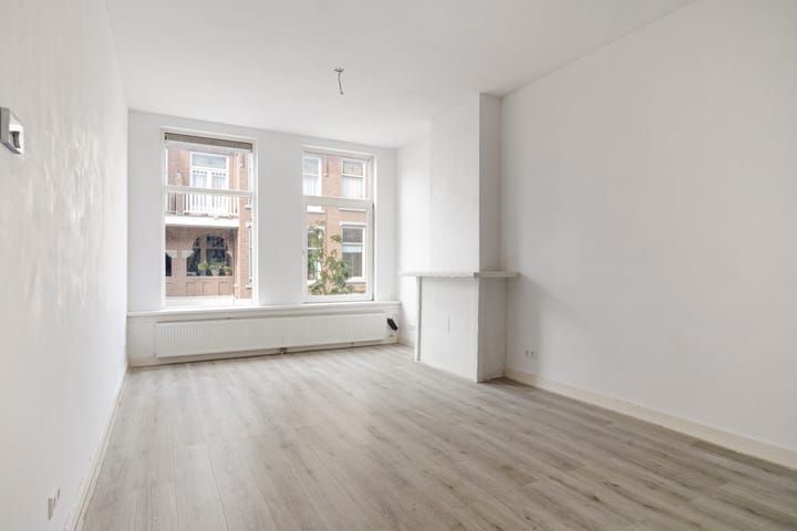 Appartement te koop: Johannes Camphuijsstraat 108, 'S-Gravenhage
