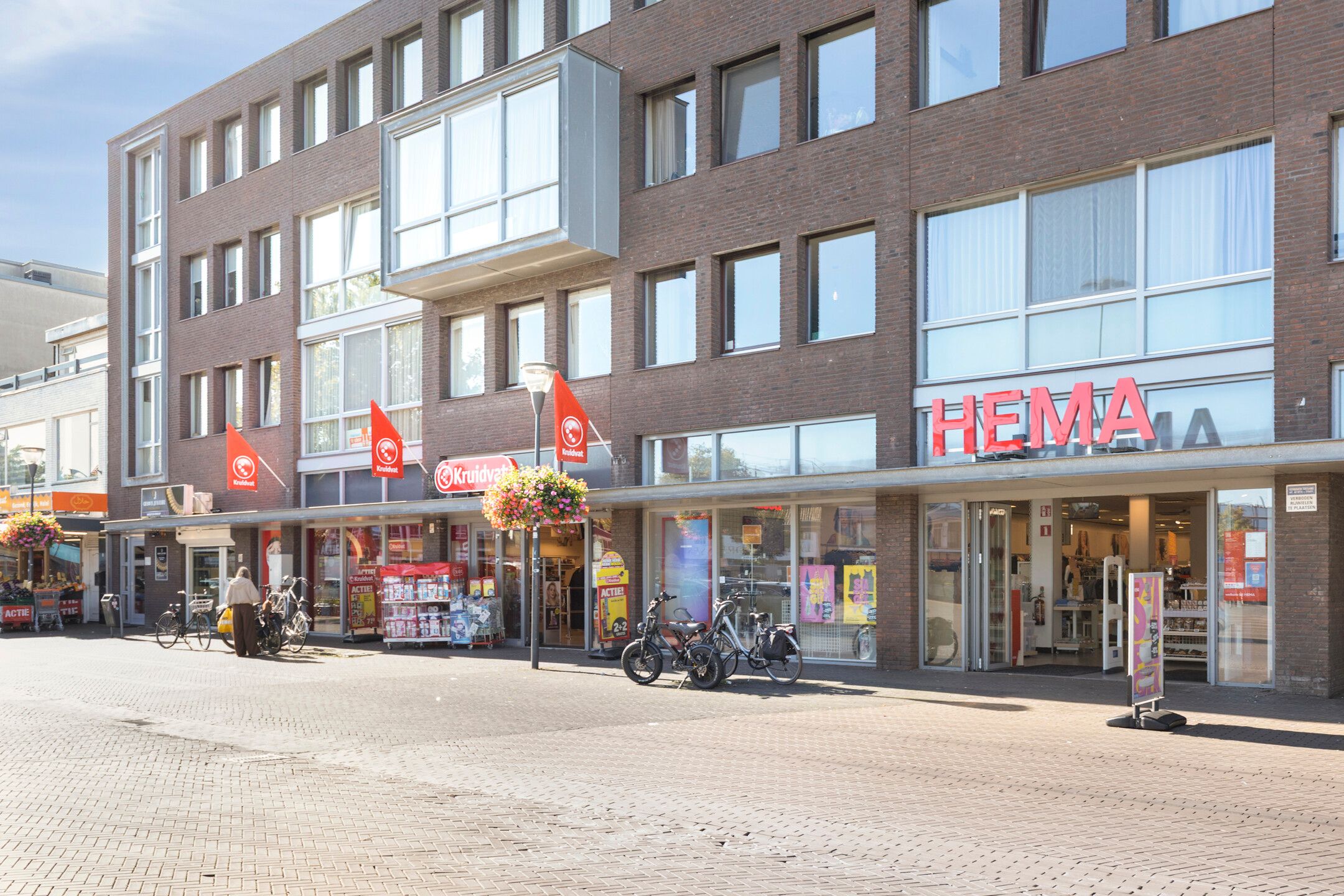 Foto 42 van Woenselse Markt 42-C