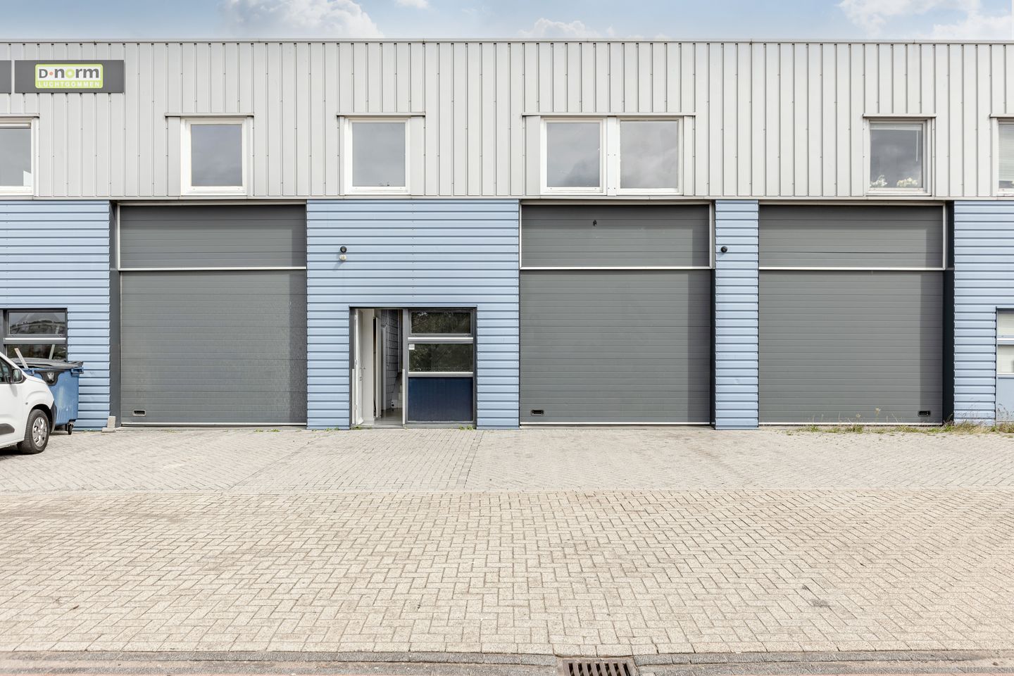 View photo 2 of Waldeck Pyrmontstraat 1-03