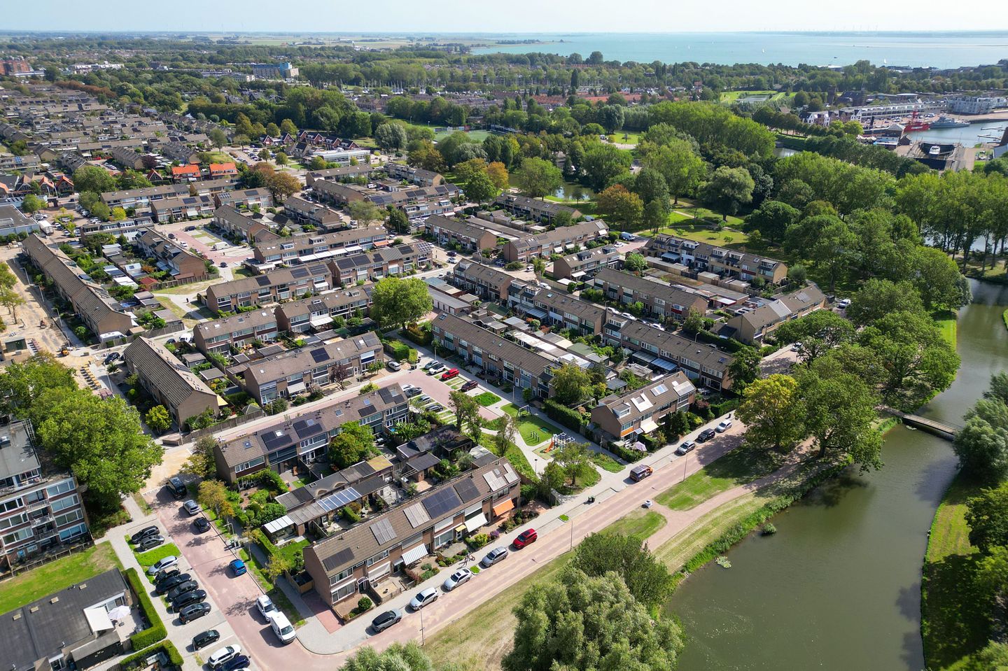 Photo 49 of van den Boschlaan 43