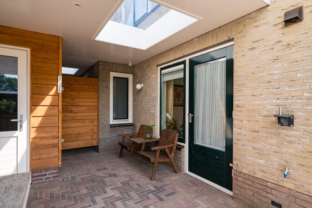 Photo 38 of Prins Clausstraat 1