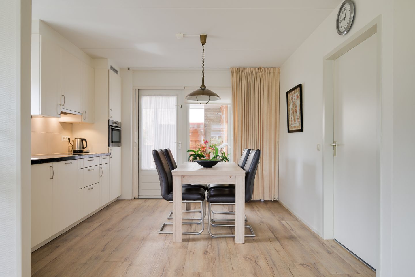 Photo 19 of Prins Clausstraat 1