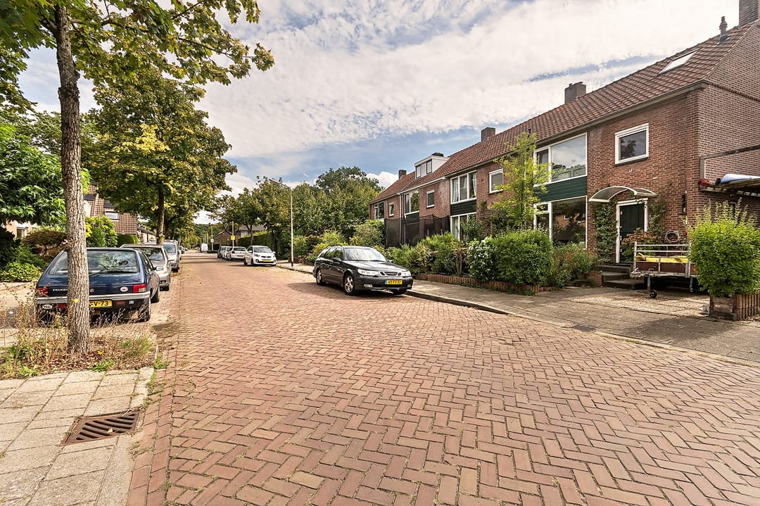 Photo 37 of Pastoor van Blitterwijckstraat 3