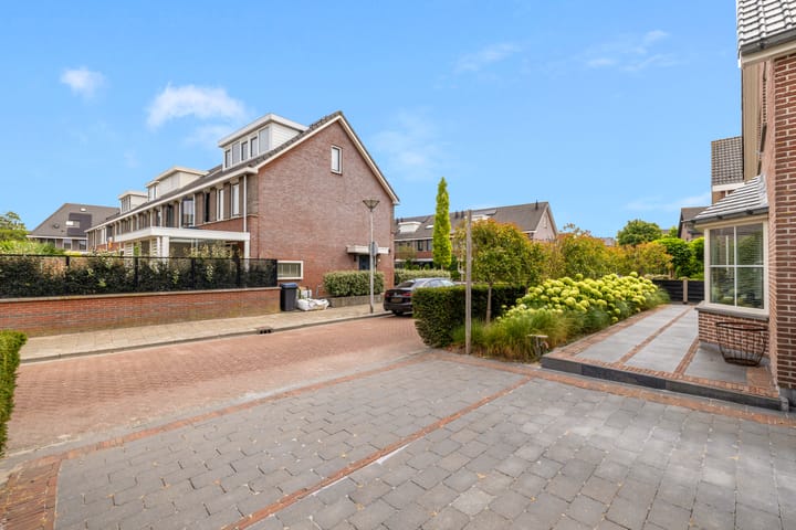 Vrijstaande woning te koop: Marcandostraat 92, Hellevoetsluis