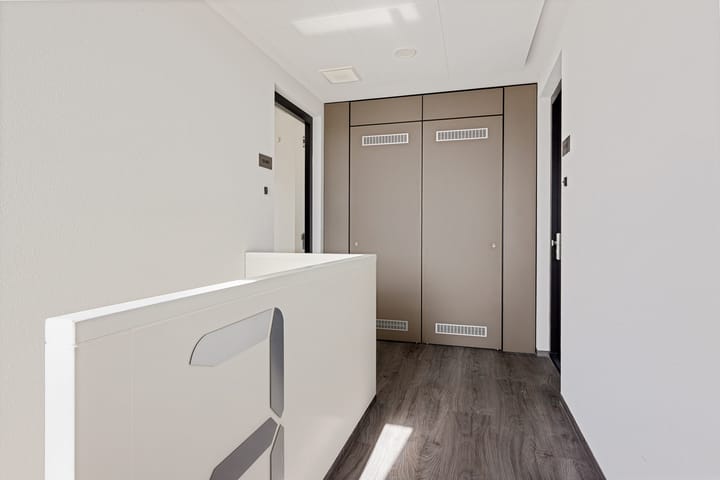 Appartement te koop: van Schouwenburgstraat 13-301, Sneek
