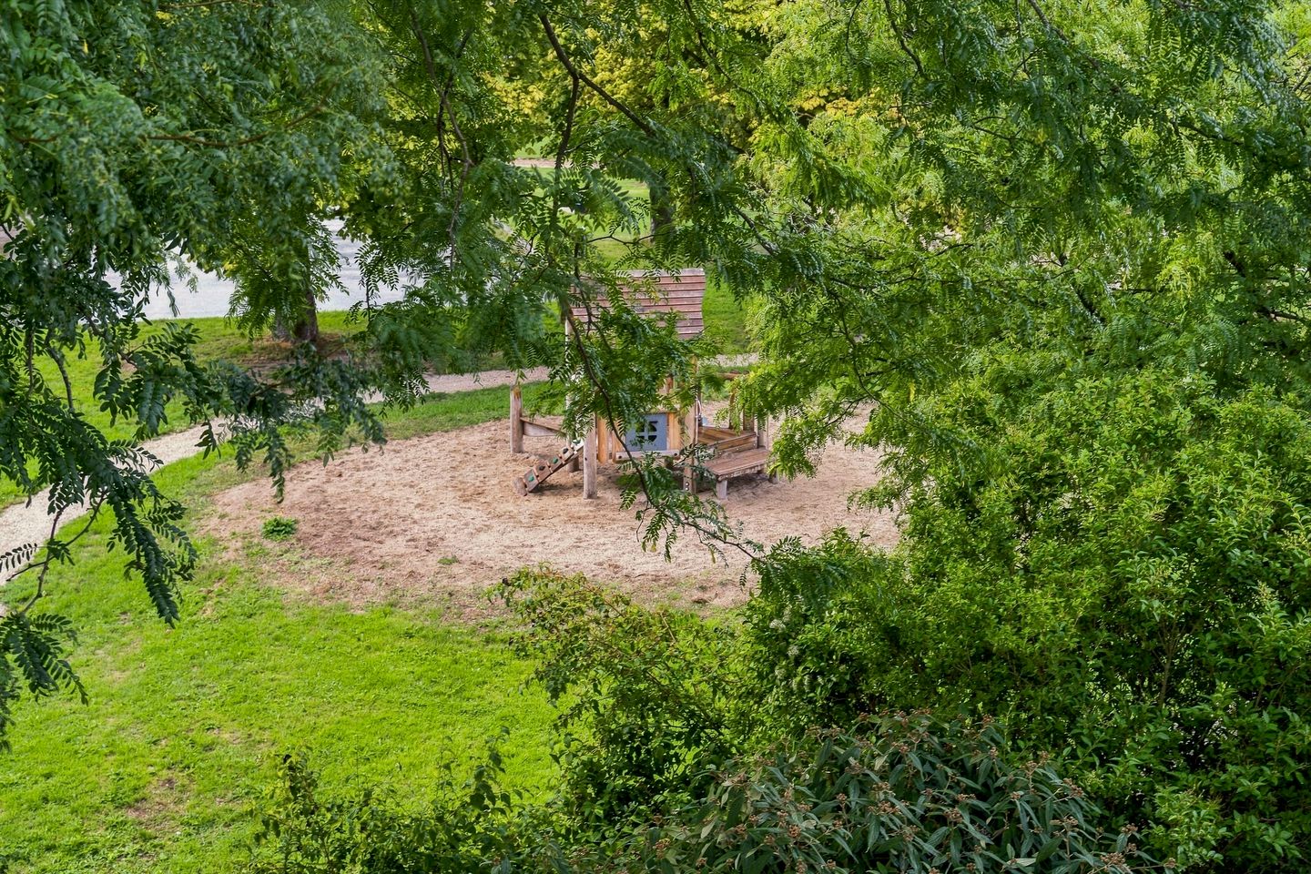 Photo 40 of De Lindenhof 13