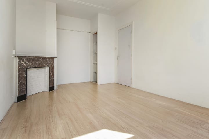 Appartement te koop: Eerbeeklaan 31, 'S-Gravenhage