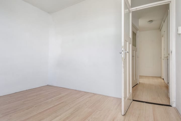 Appartement te koop: Eerbeeklaan 31, 'S-Gravenhage