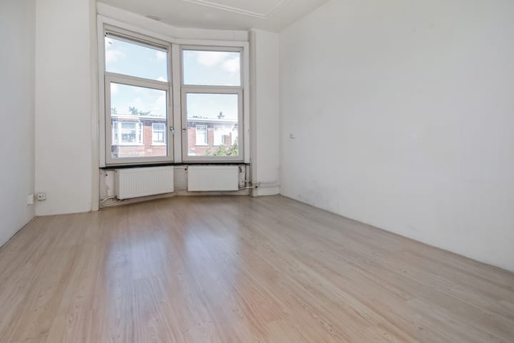 Appartement te koop: Eerbeeklaan 31, 'S-Gravenhage