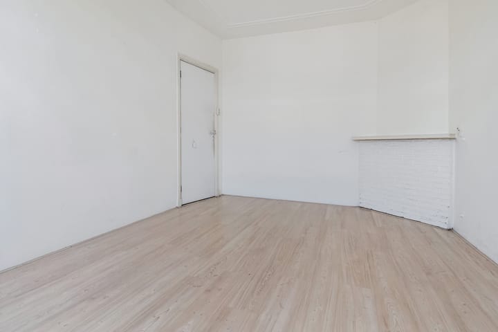 Appartement te koop: Eerbeeklaan 31, 'S-Gravenhage