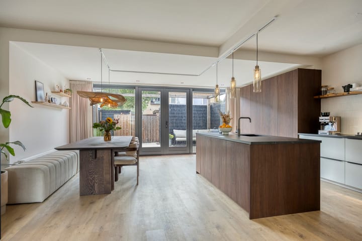 Tussenwoning te koop: Saturnusstraat 4, Hardinxveld-Giessendam