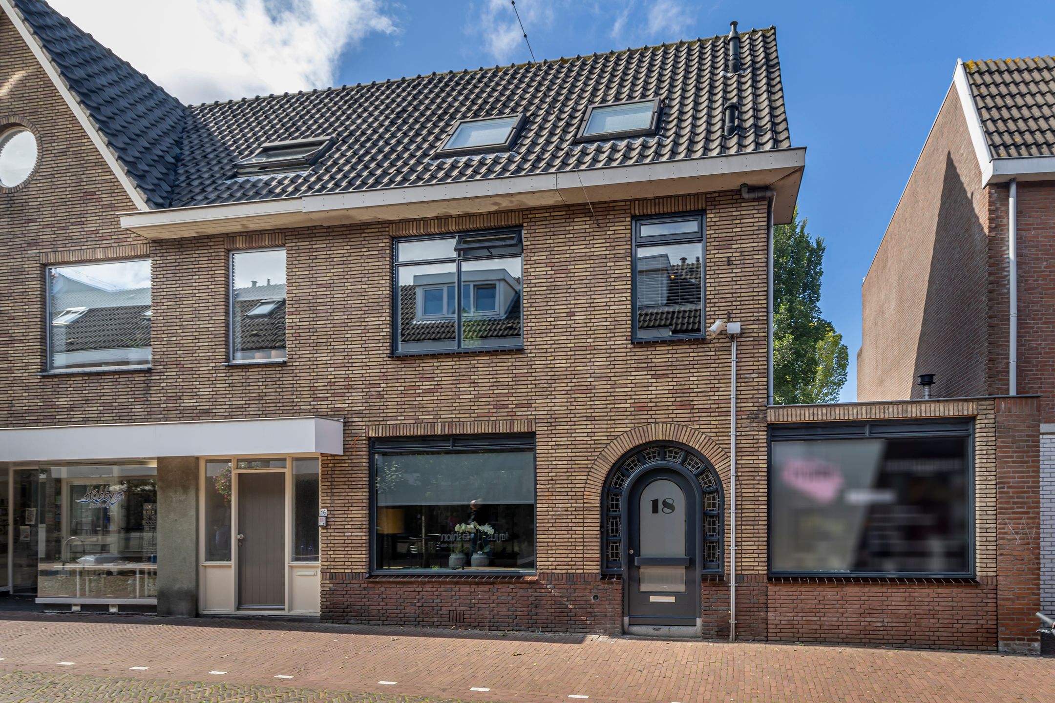 Foto 42 van Molenstraat 18