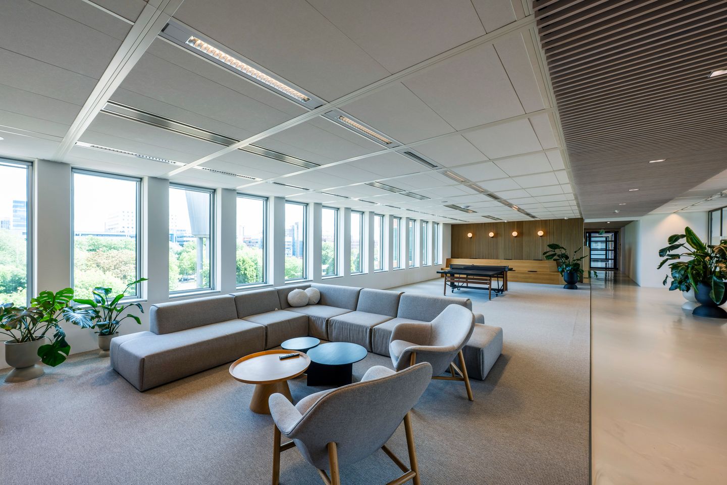 Bekijk foto 4 van Jachthavenweg 109-111
