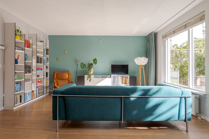 Tussenwoning te koop: Schildwachtstraat 49, Zwolle