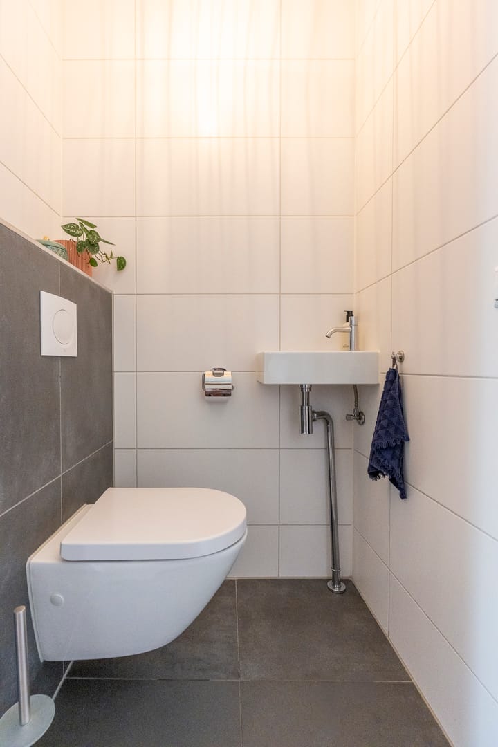 Tussenwoning te koop: Anton Koolhaasstraat 25, Utrecht