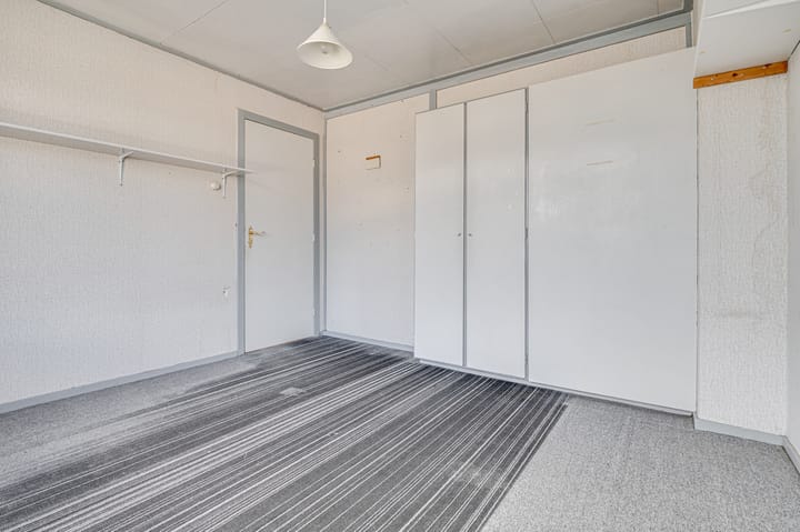 Tussenwoning te koop: Veilingweg 39, Warmenhuizen