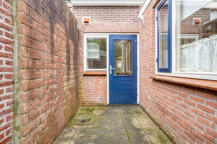 Tussenwoning te koop: Lyceumstraat 6, Kampen