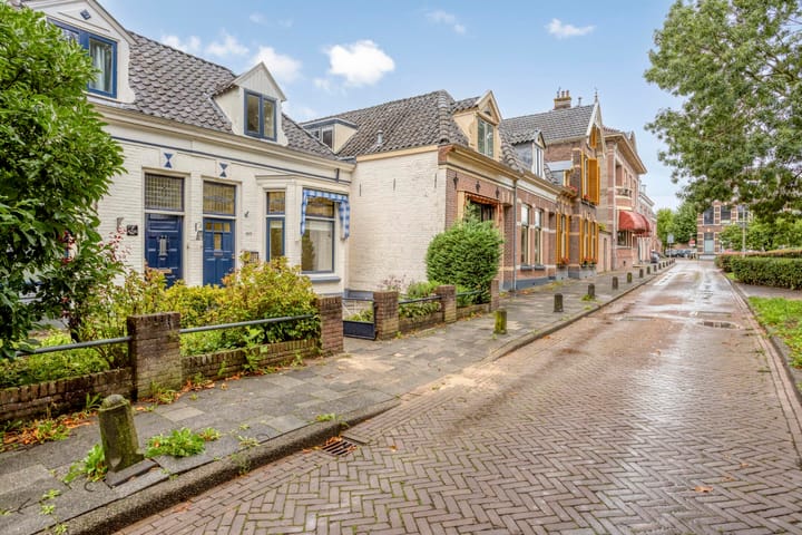 Tussenwoning te koop: Lyceumstraat 6, Kampen