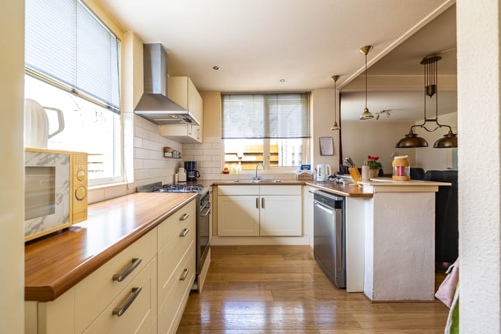 Tussenwoning te koop: Fivelstraat 4, Ten Boer