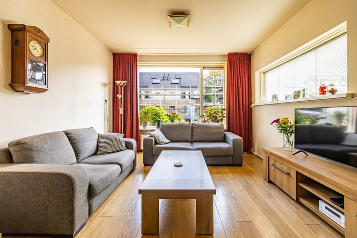 Tussenwoning te koop: Fivelstraat 4, Ten Boer