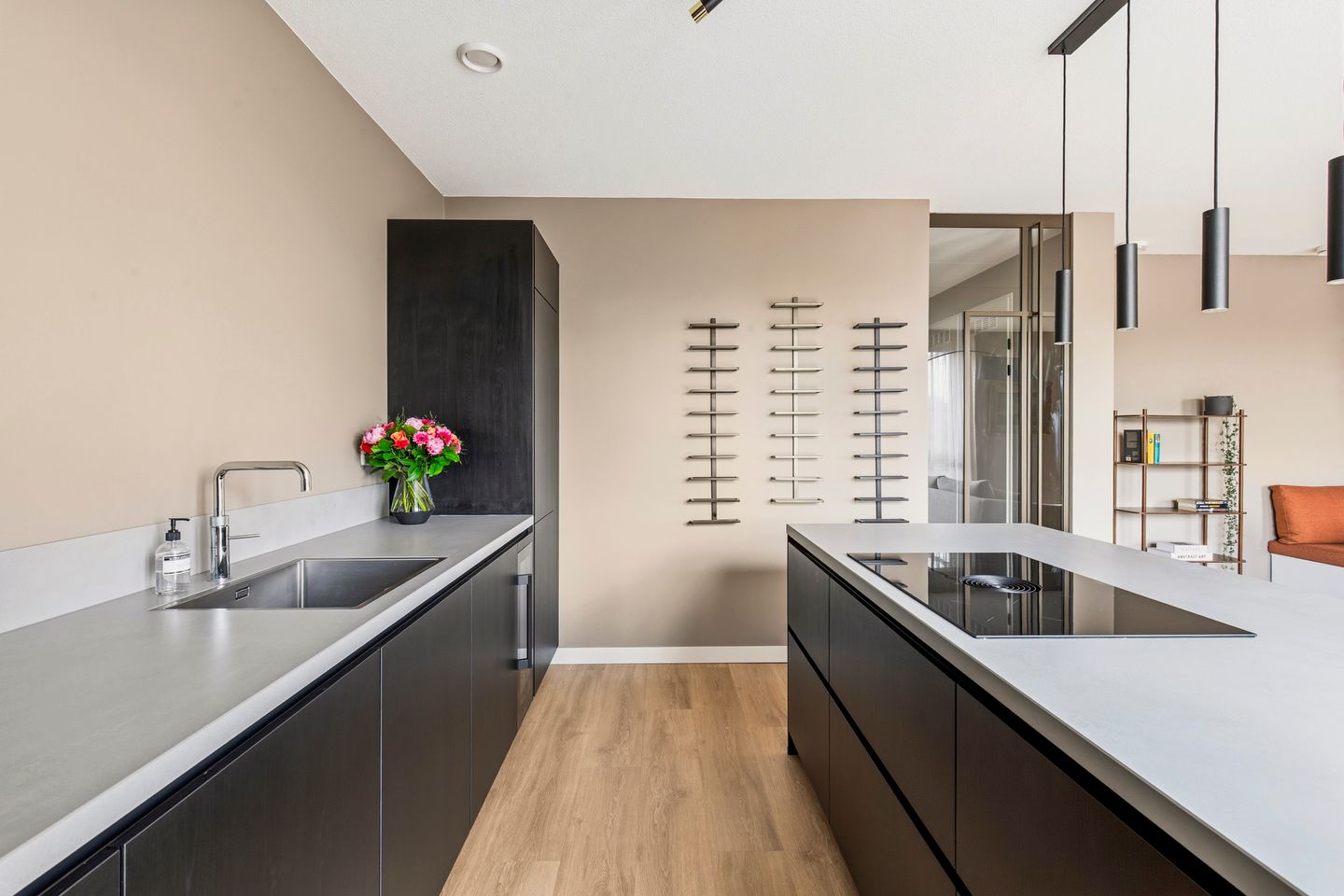Photo 19 of Grootslagstraat 71
