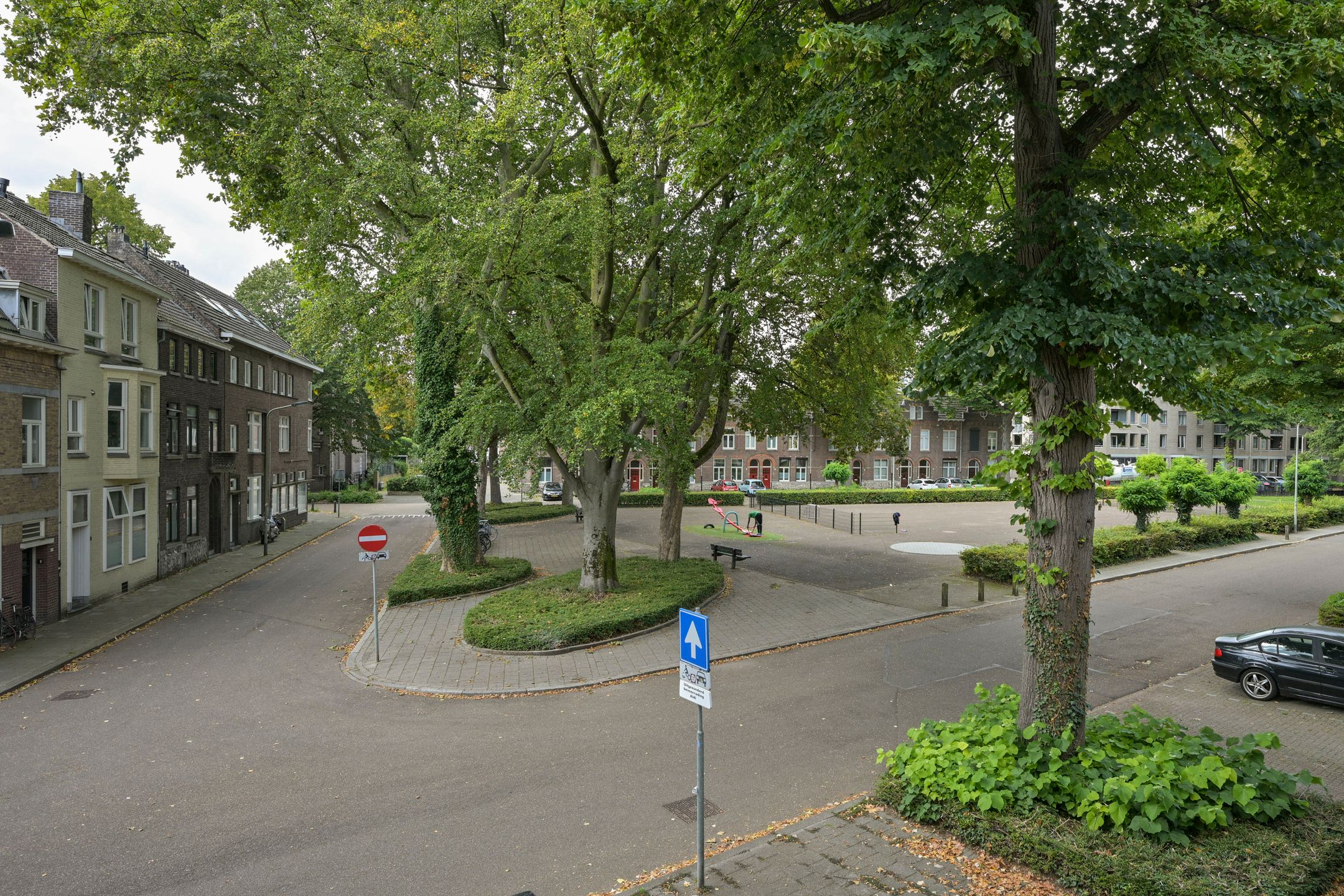 Foto 45 van Volksplein 19