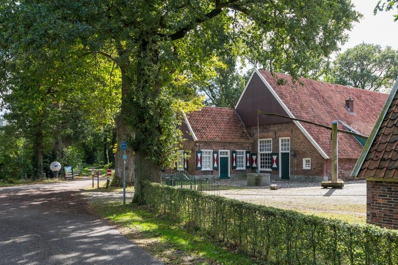 Bekijk foto 2 van Vunderinkslaan 3