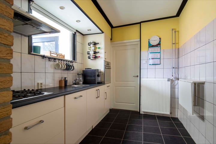 Hoekwoning te koop: Simondsstraat 9, Genemuiden