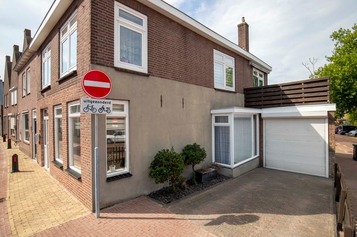 Hoekwoning te koop: Simondsstraat 9, Genemuiden