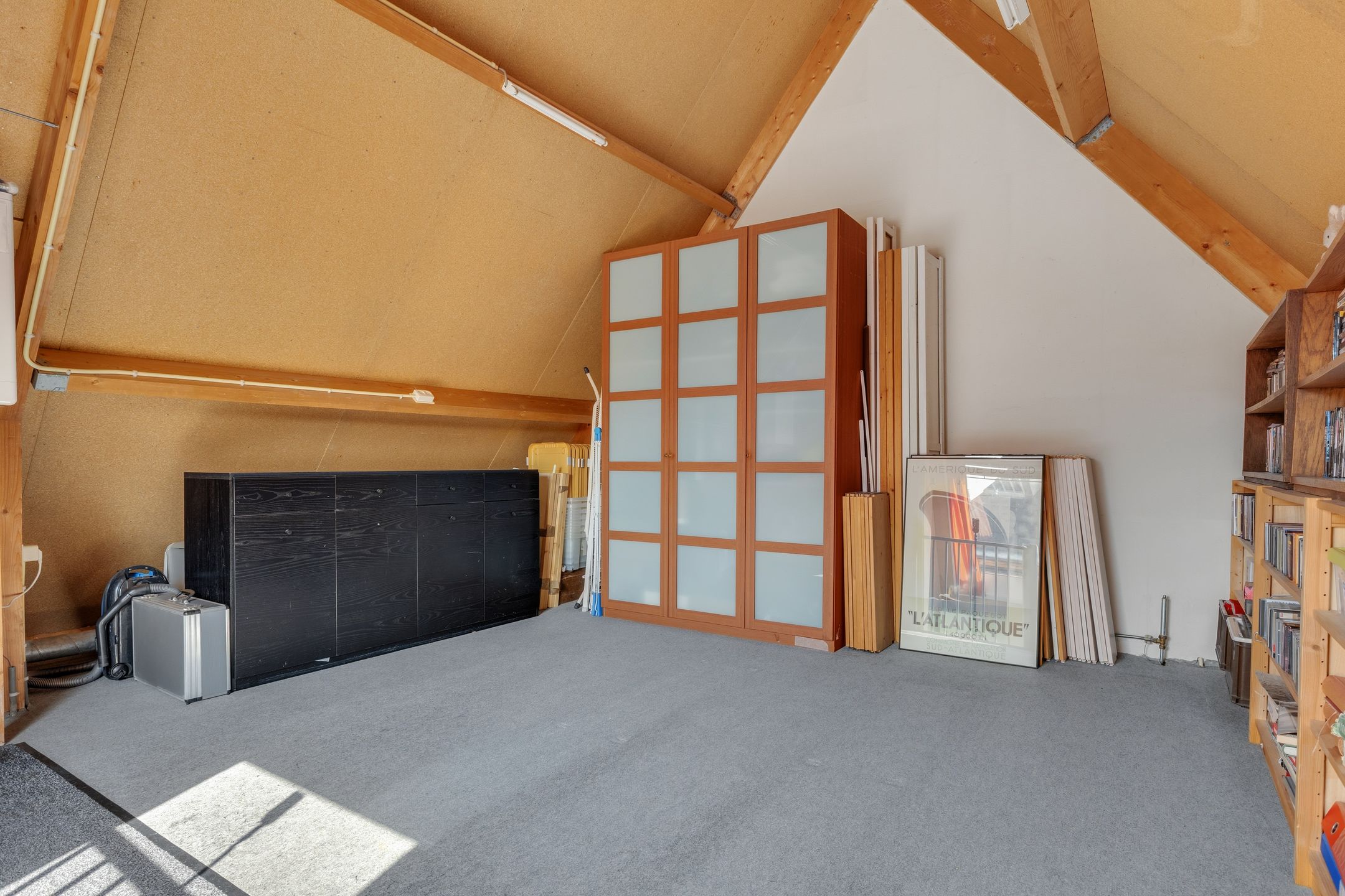 Photo 24 of Sloetmarke 71