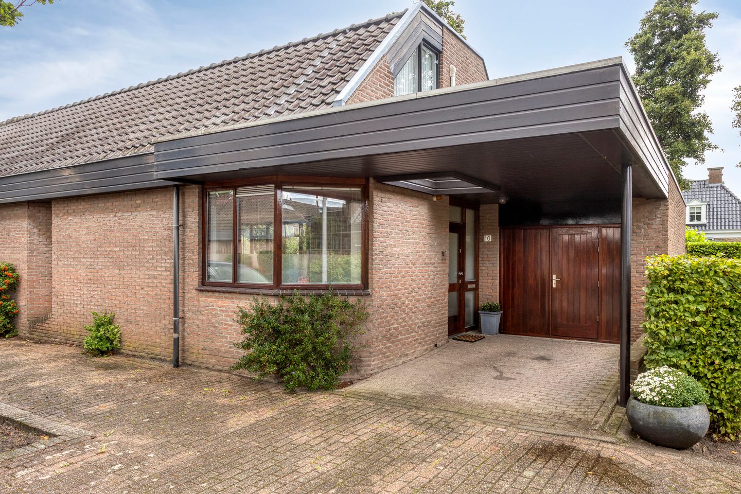Foto 1 van van Beethovenlaan 10