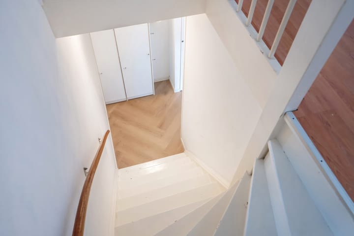 Tussenwoning te koop: Fonteynenburghlaan 22, Voorburg