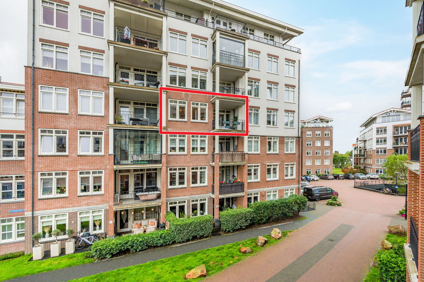 Foto 1 van De Klok 130