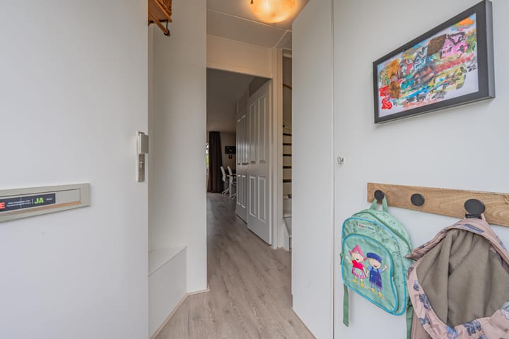Tussenwoning te koop: Duifkruid 60, Tiel