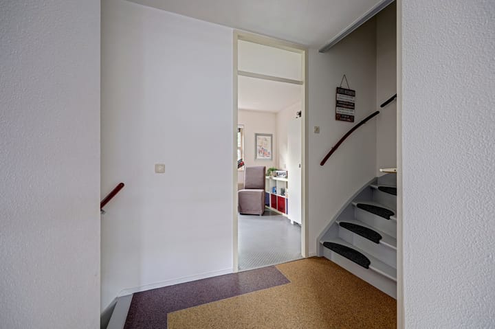 Hoekwoning te koop: Hoogvlietsekerksingel 334, Hoogvliet Rotterdam