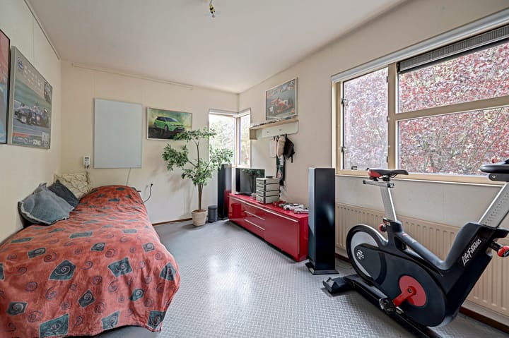 Hoekwoning te koop: Hoogvlietsekerksingel 334, Hoogvliet Rotterdam
