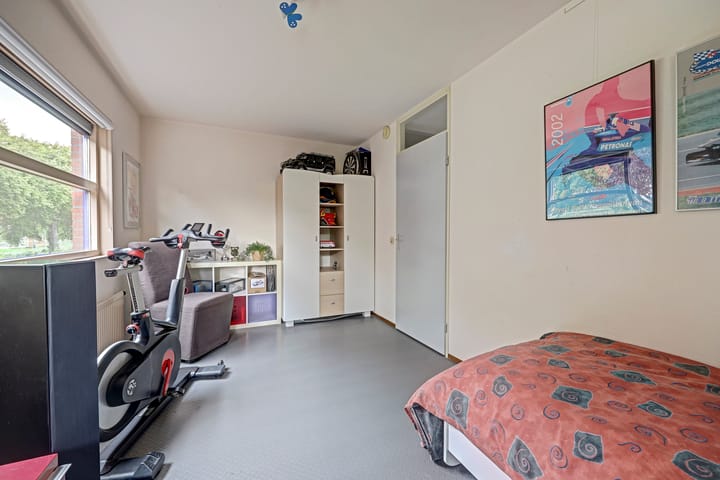Hoekwoning te koop: Hoogvlietsekerksingel 334, Hoogvliet Rotterdam