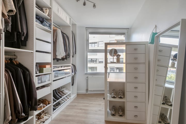Appartement te koop: Jan van Duivenvoordestraat 159, Amsterdam